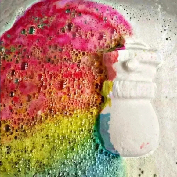 New Lush 3x “snowman dreaming“ freshly made by hand vegan naked relax bath bombs - Picture 3 of 3